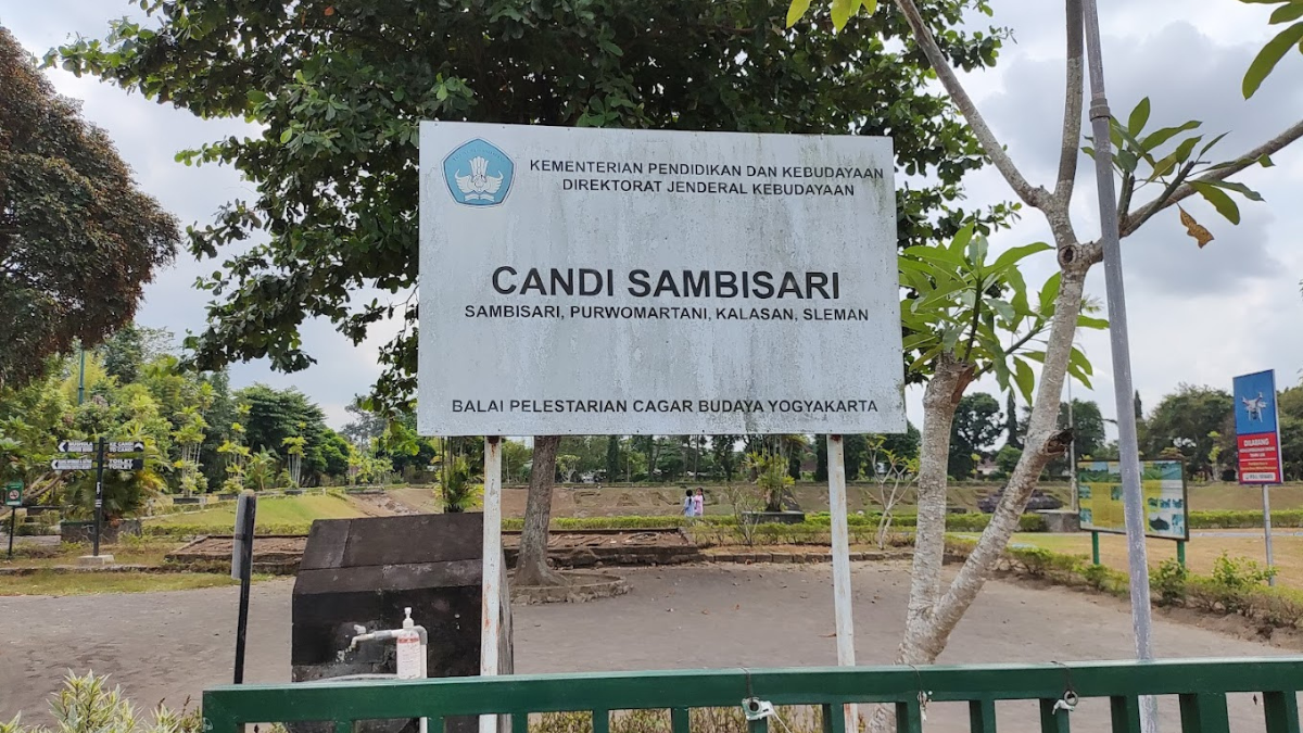 Candi Sambisari Jogja
