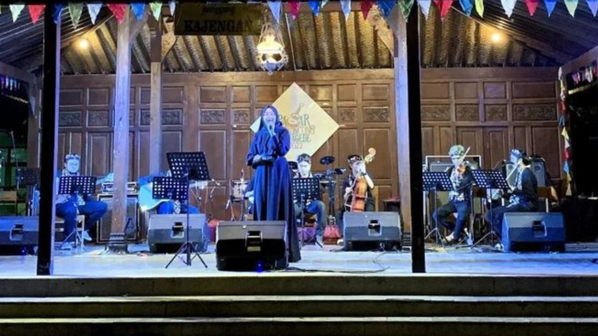 Musik Kroncong Keindahan yang Tidak Pernah Lekang oleh Waktu